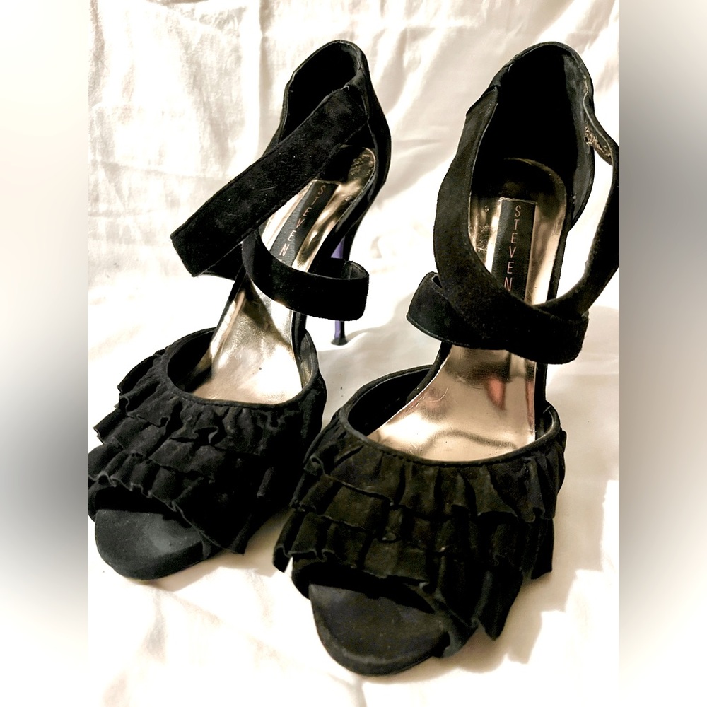 Steven by Steve Madden peep toe stilettos
